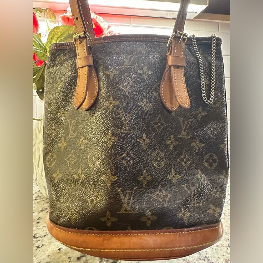 Authentic Vintage Louis Vuitton Monogram Bucket Bag